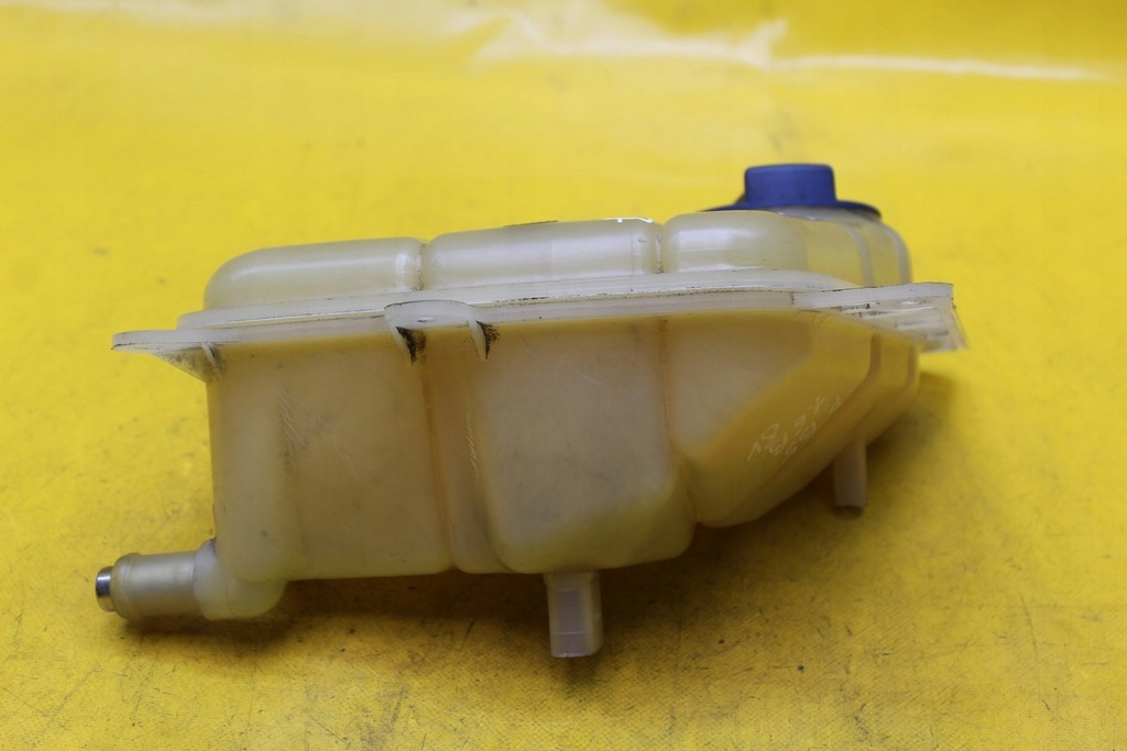 фото №6, Бачок расширительный 8d0121403j passat b5 1.6 b