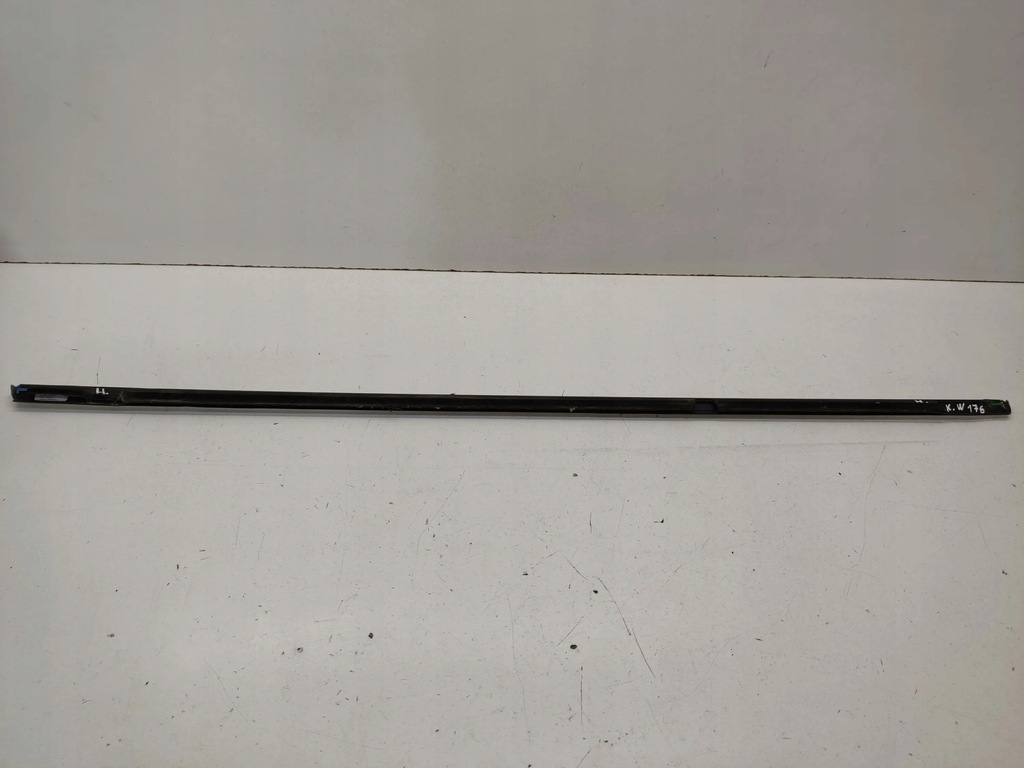 фото №5, Mercedes-benz a w176 2017 молдинг скло задній a1767350082