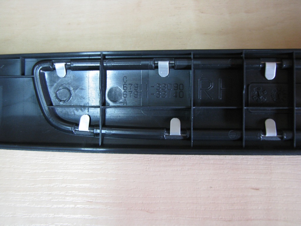 фото №4, Молдинг поріг правий перед toyota camry 2017-