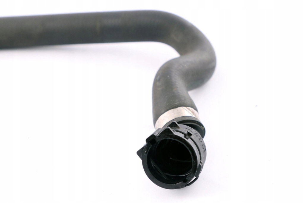 Bmw f20 f30 пабтрубок  клапана воды do радиатора Цена