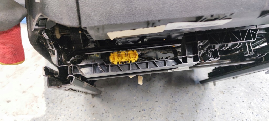 фото №12, Mercedes w211 сиденье правый elegance lift