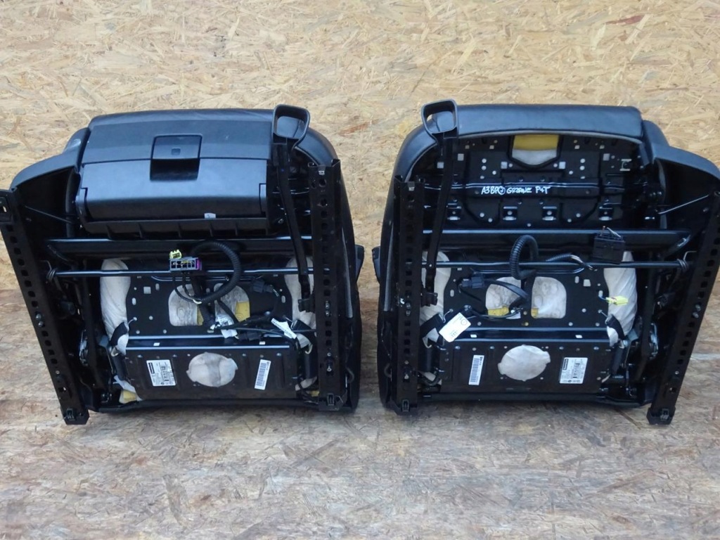 фото №10, Audi a3 8p 8p4 5d sportback оббивка сидіння подушка безпеки заднє сидіння підігрів шкіра kpl