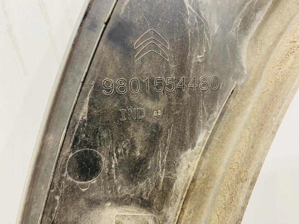 Молдинг крыла задний  левая c4 cactus #214 Киев