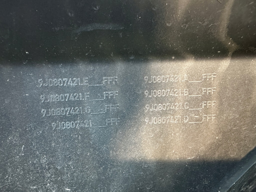 фото №16, Porsche taycan 9j0 9j1 бампер задняя задний 9j0807421e