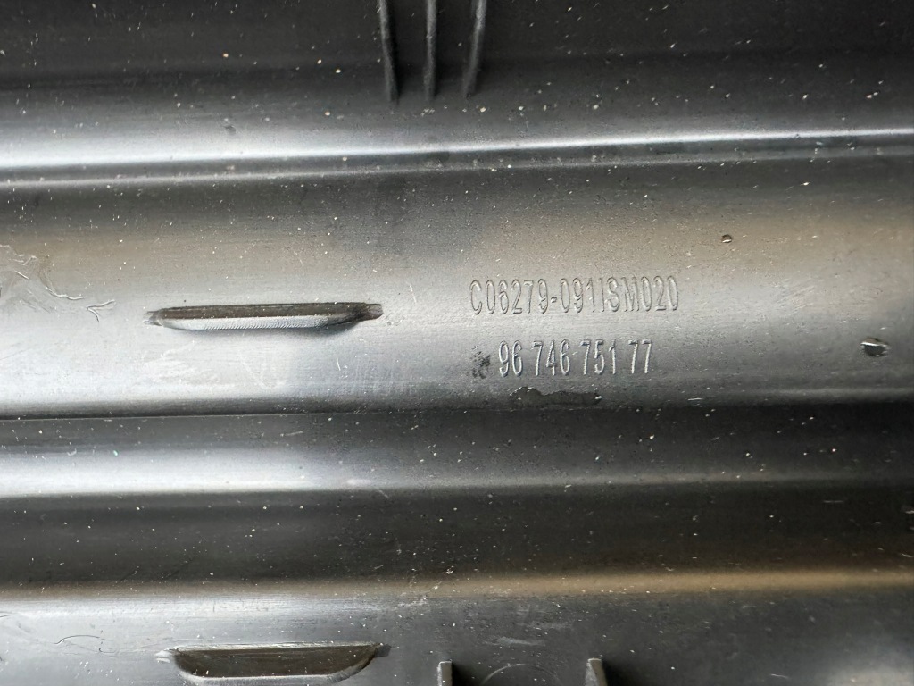 фото №12, Peugeot 308 i lift 11-13 решітка середня бампера перед передня 9674675177