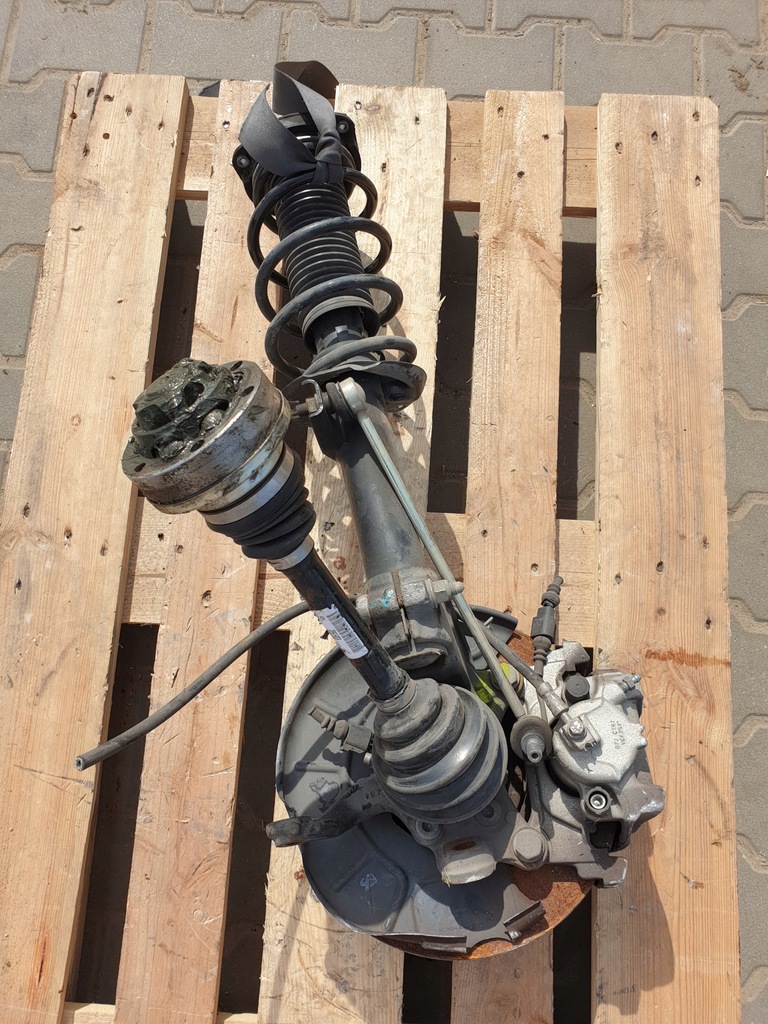 фото №5, Audi q3 8u поворотний кулак лівий перед амортизаторна стійка