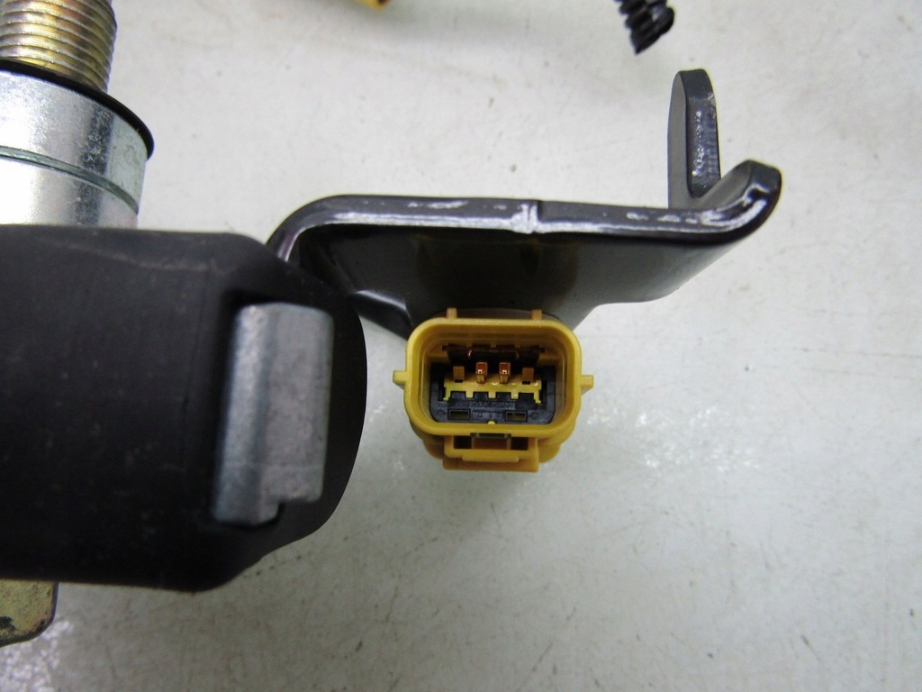 фото №8, Honda cr-v v 19r pas натяжитель безопасности правый перед передний 623187201