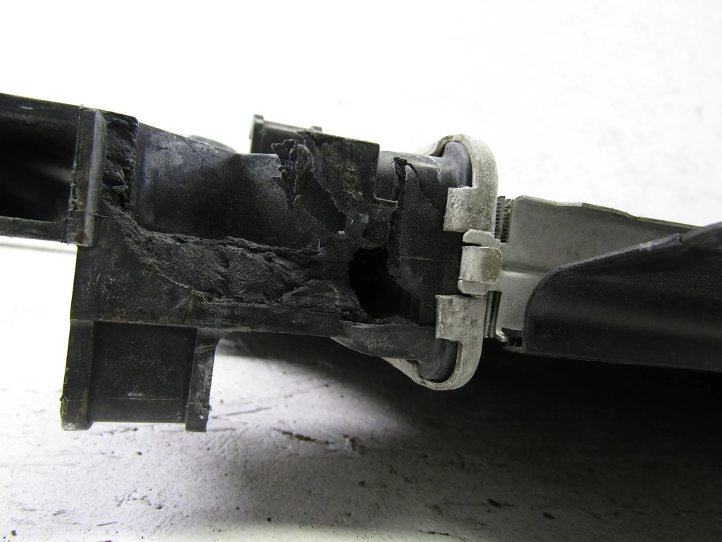 фото №10, Opel zafira c радиатор wody 39074653