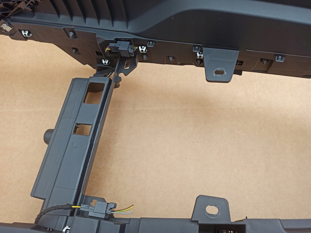 фото №9, Audi a4 b9 туннель средний подлокотник 8w0864283a