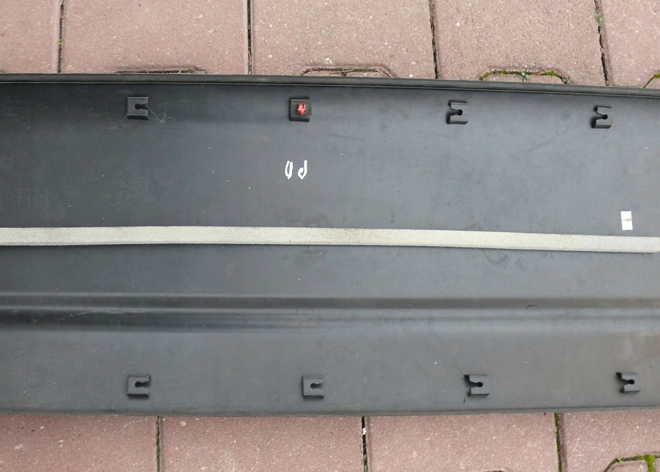 фото №10, Молдинг нижняя dół дверь правый перед kia sportage ii 2 04-10r. 87724-1f000 rh