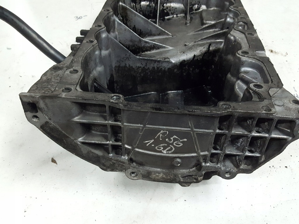 Mini cooper r55 r56 рестайлинг  1.6 d поддон масляная Доставка