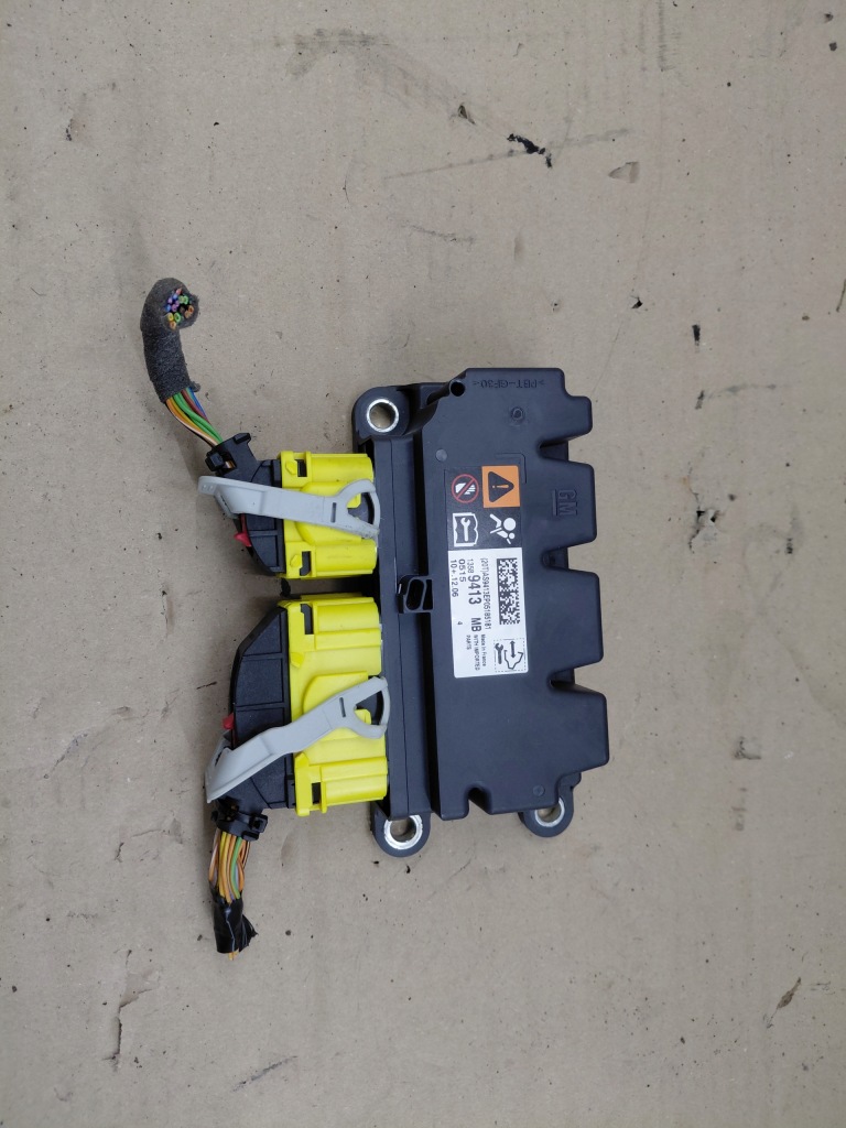 Купить Opel astra j iv модуль датчик подушек подушка безопасности 13589413 исправный