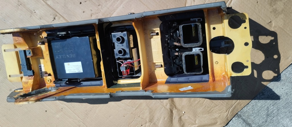 фото №7, Туннель средний панель рамка dekor туннель bentley continental gt 06'