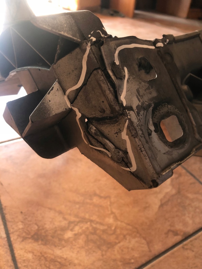 Купити Focus mk2 підсилювач ремінь перед