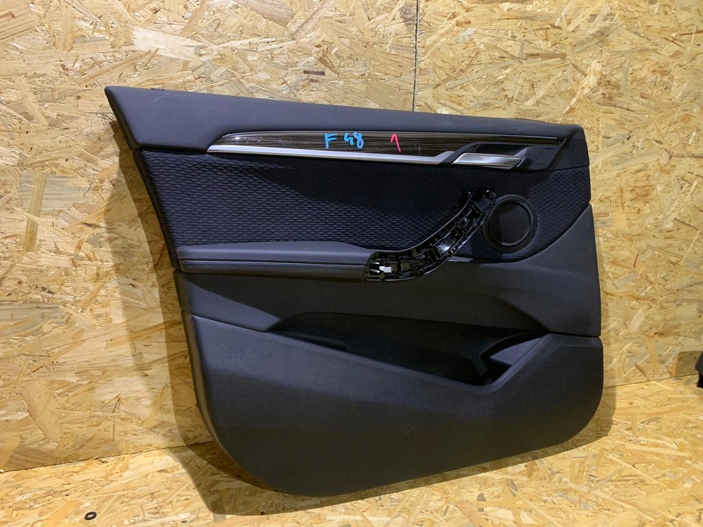 фото №1, Оббивка двері bmw x1 f48