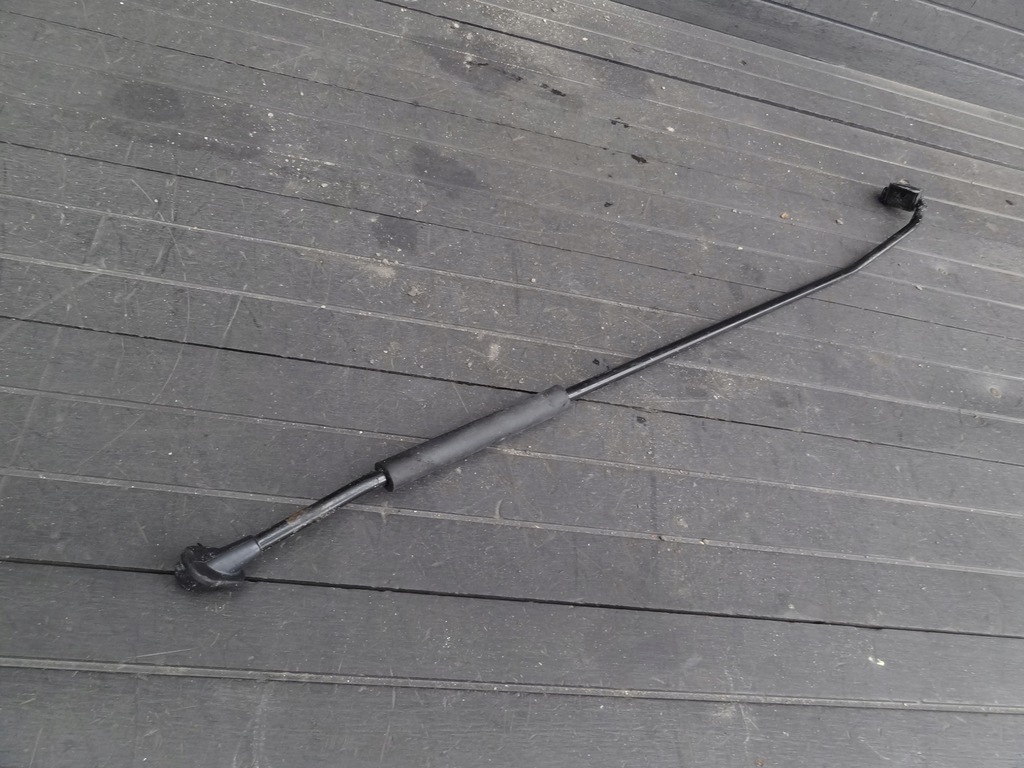 фото №1, Hyundai i30 iii 2022 подножка подпорка капот org