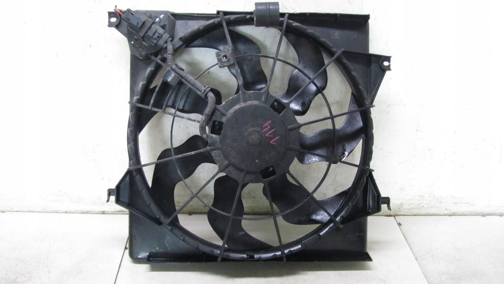 фото №1, Hyundai ix35 1.7 вентилятор радиатора 10-16