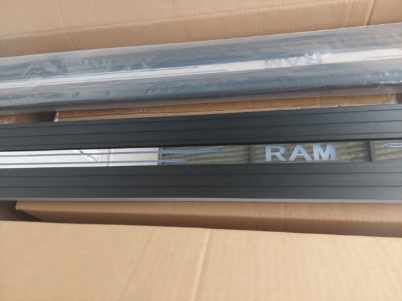 фото №8, Порог пороги пороги электрически выдвижные led + logo ram dodge ram 2011-