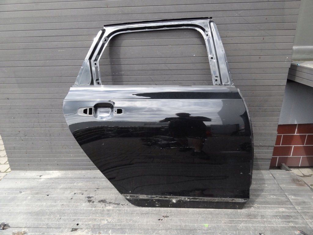 фото №1, Volvo v90 2016- дверь задние правое оригинал