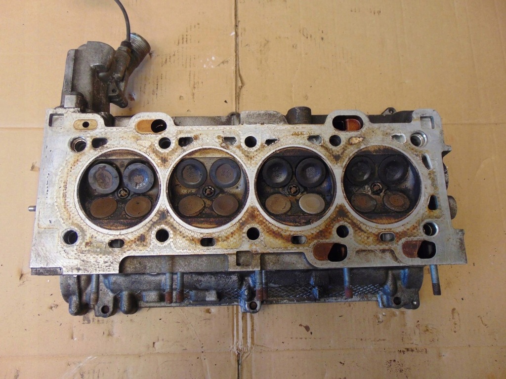 фото №10, Головка двигателя volvo s40 v40 1.8 377900422