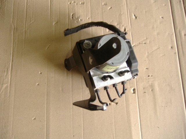 фото №1, Hyundai i30 насос abs esp блок управления 58920-2l500