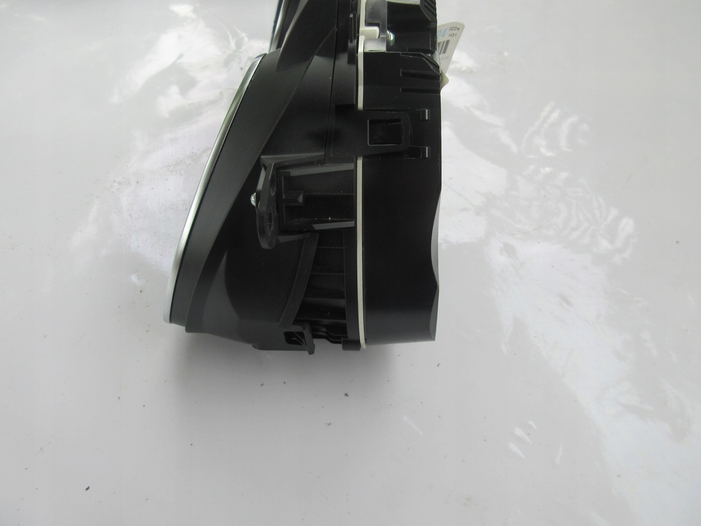 фото №8, Счетчик приборы audi a5 8t 2.0 tfsi uk 8t0920981a