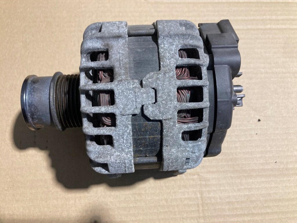 Купить Генератор vw skoda seat 04c903023l