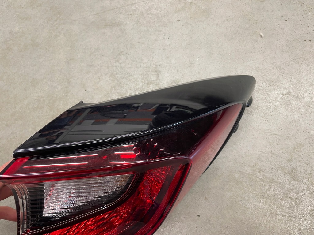 фото №8, Лампа правая правый задняя toyota chr ch-r оригинал europa 81550f412000