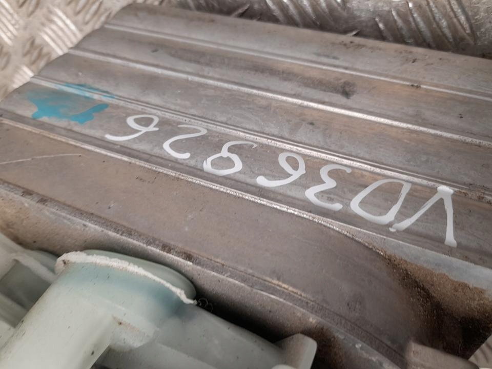 Бачок расширительный жидкость охлаждающий tesla model y 2021 150685900e в Украине