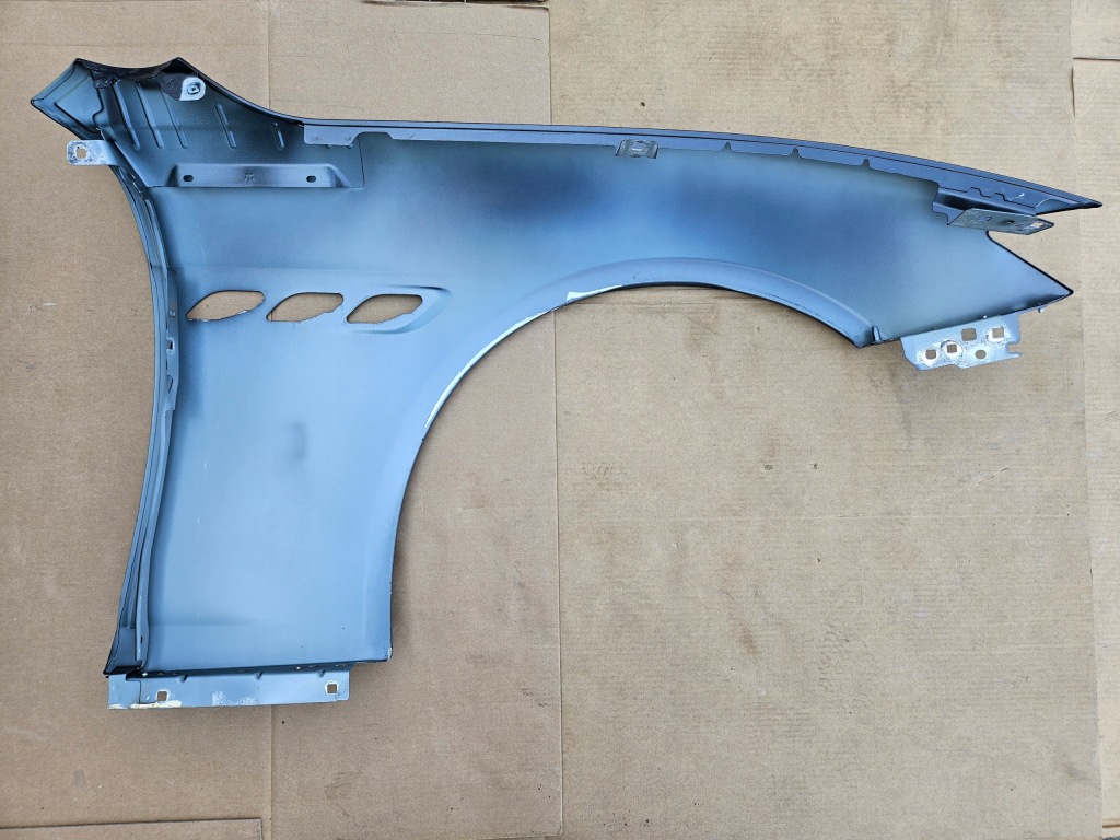 Левое  передний крыло  maserati quattroporte vi 6 m156 2013- оригинал Цена