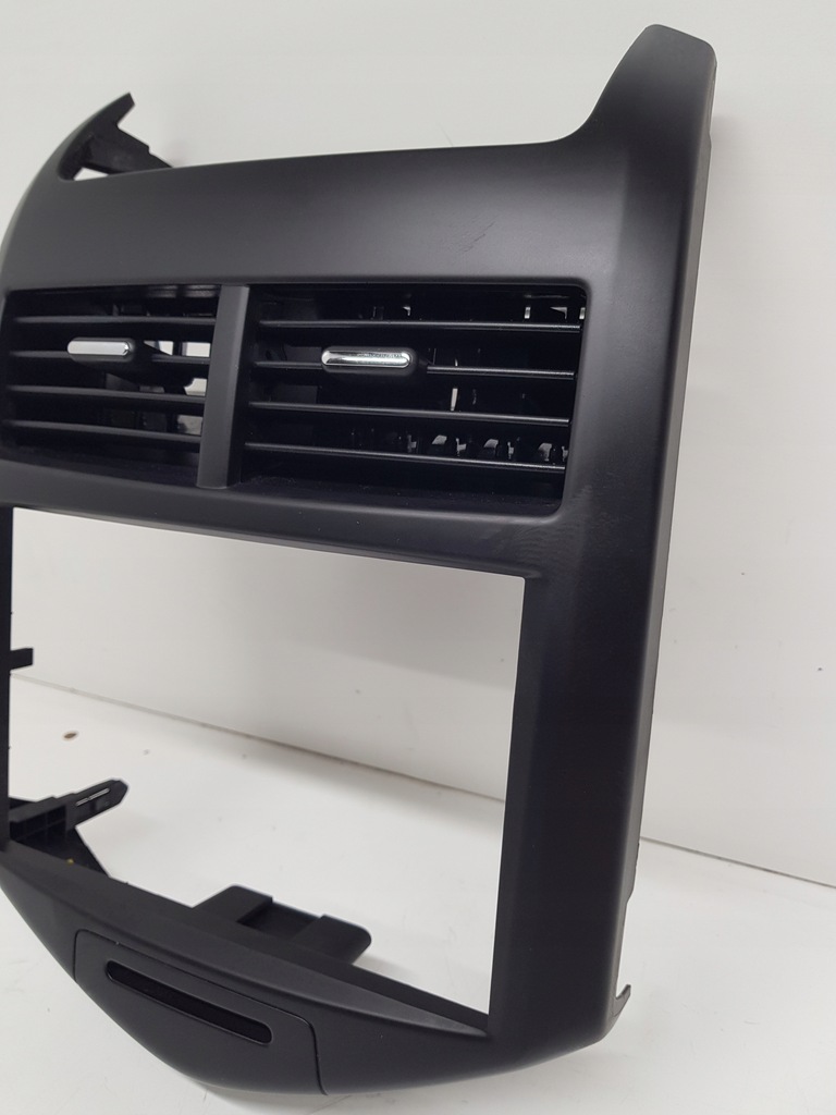 фото №4, Chevrolet aveo t300 панель рамка радіо 2011-