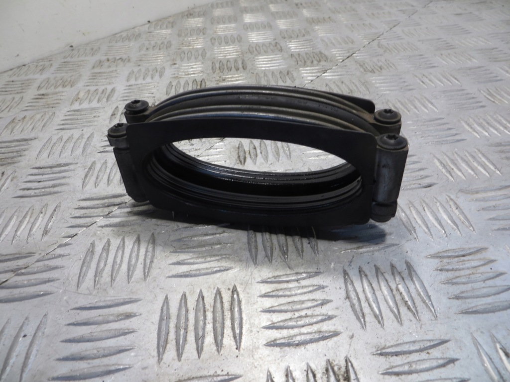 Купити З'єднувач трубка впускний mini cooper r53 s 1515824-03