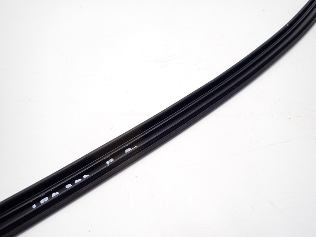 фото №7, Молдинг кровельная крыша правая 11a853702d 11a853702 vw id4 id.4