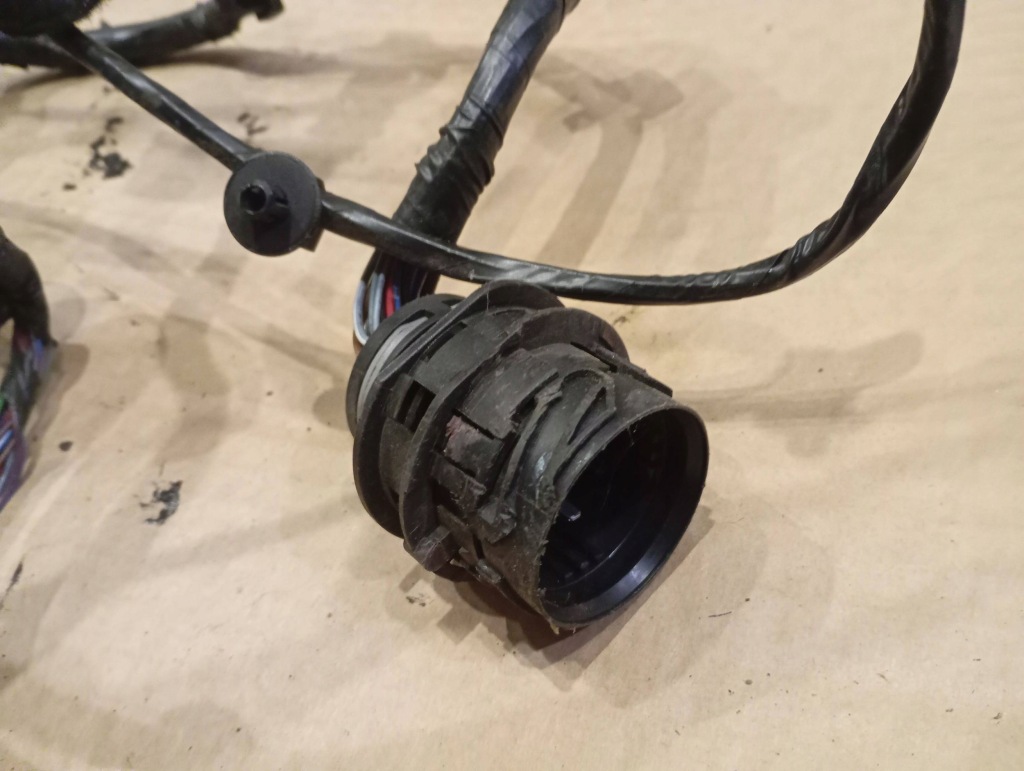 Жгут дверь левых opel tigra b 93162338 с Разборки