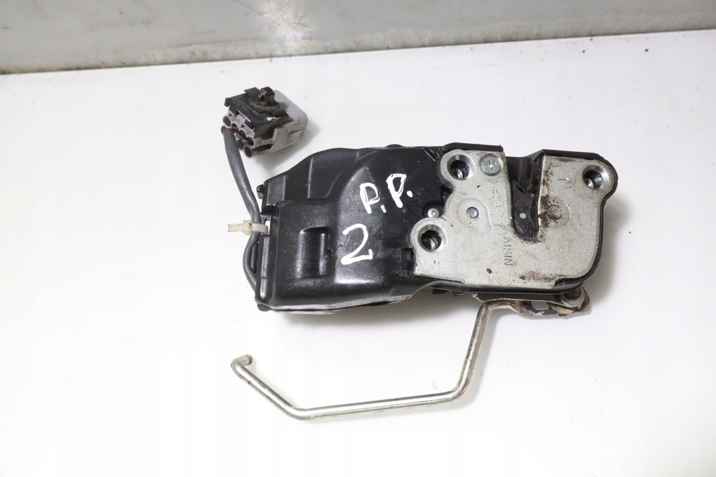 фото №1, Замок правый перед дверь toyota hiace v