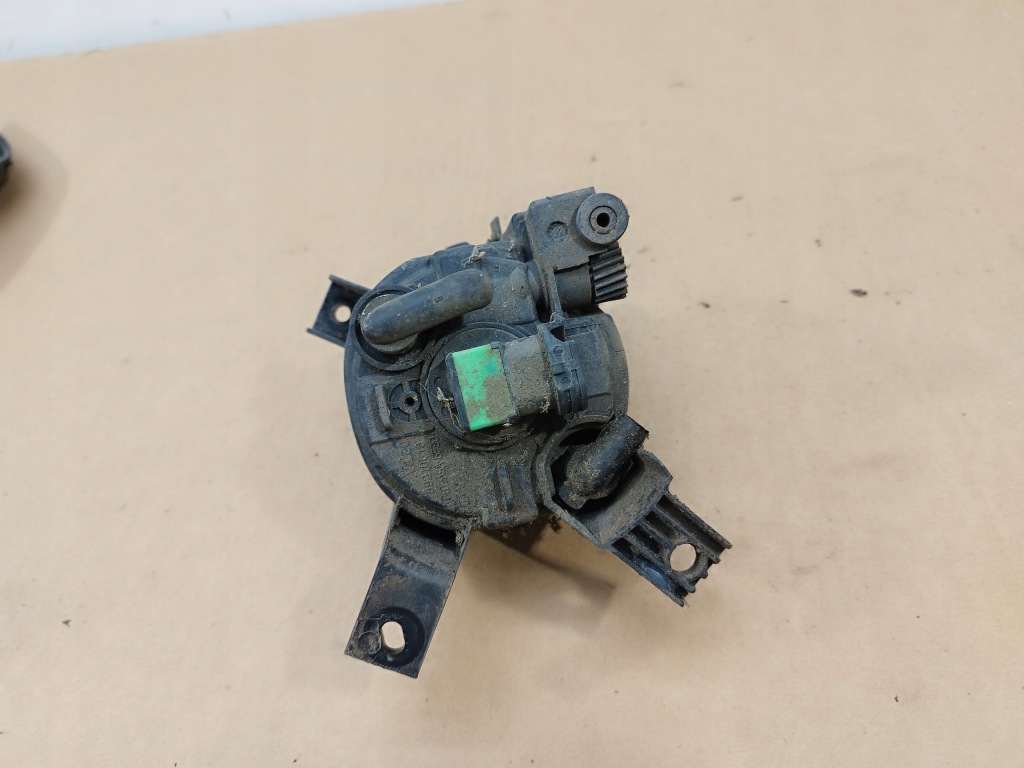 Протитуманна фара + решітка хром лівий бампер перед audi a3 8p lift 2008-2012 Недорого