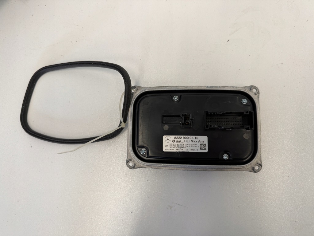 фото №1, Mercedes e w213 перетворювач модуль led 2229000515