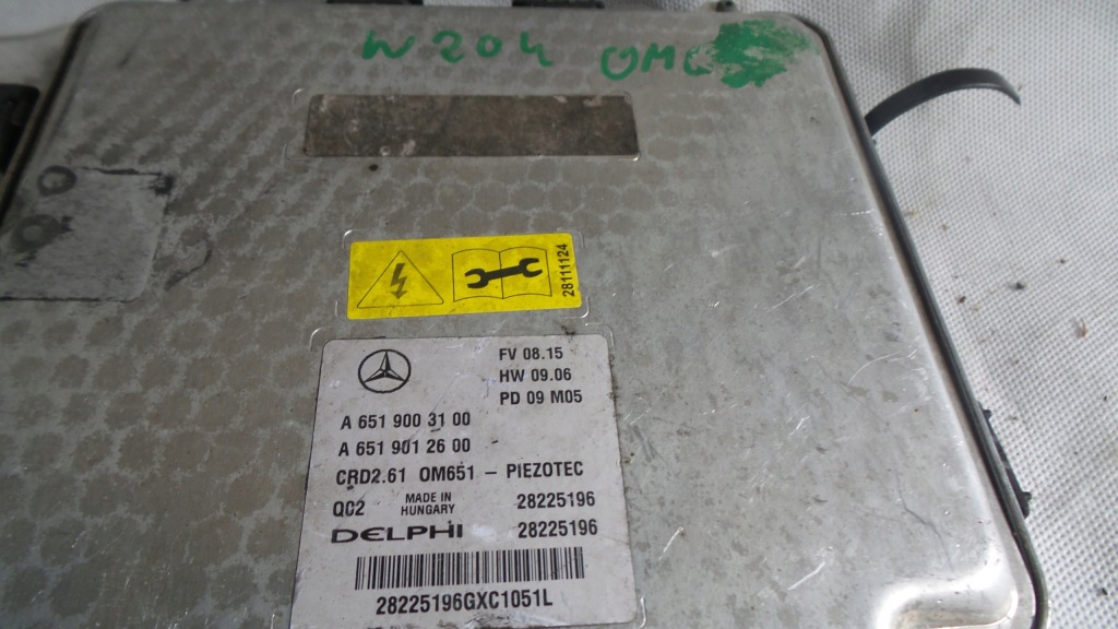 фото №5, Бортовой компьютер двигателя mercedes w204 a6519003100 651900