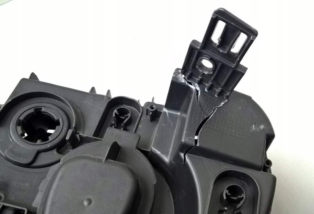 Smart forftwo 3 453 2014-2020 фара с led правый перед оригинальный номер европа  a4538200839 в Украине