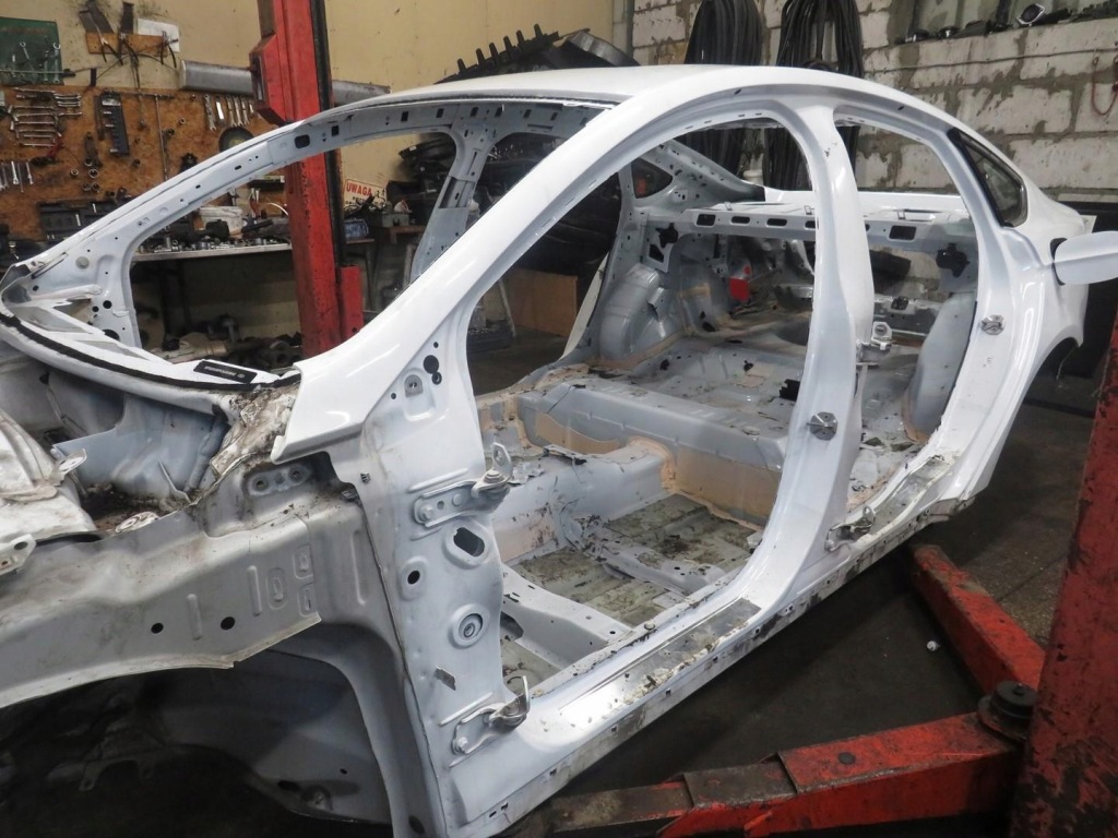 фото №4, Порог блок двигателя левый bok fd mondeo mk5 hb sedan