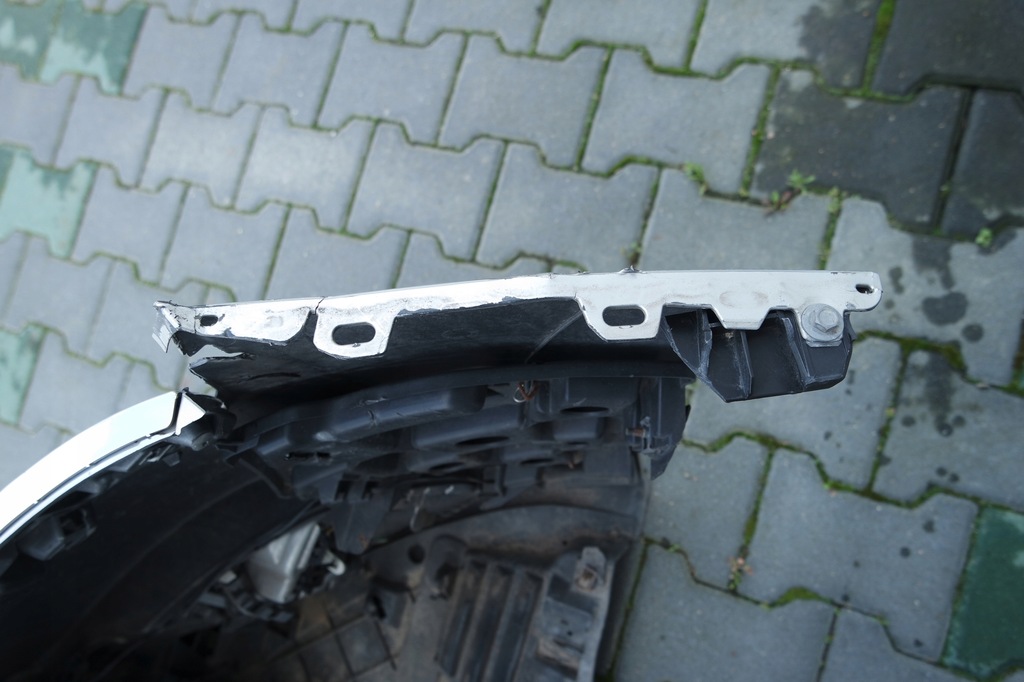 фото №9, Бампер перед peugeot 5008 i