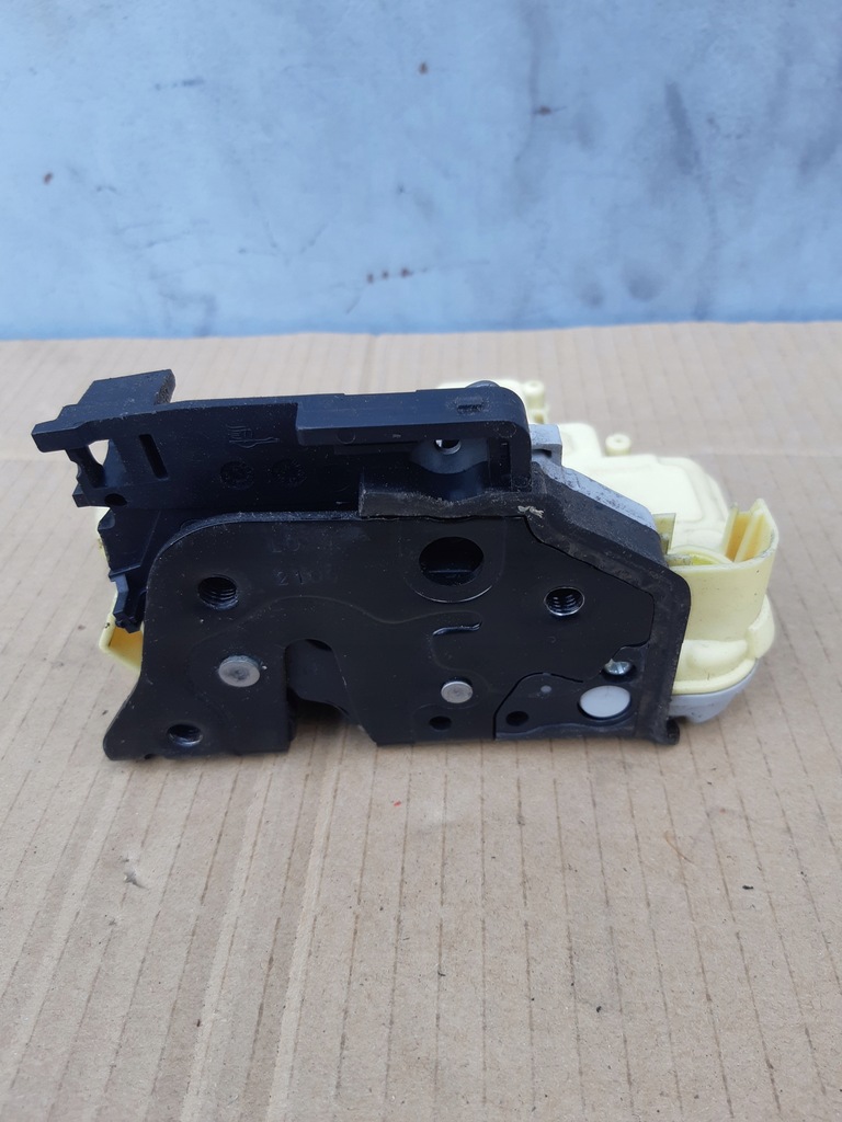 фото №6, Audi q7 4l замок дверь левый перед 9 pin 3c1837015b