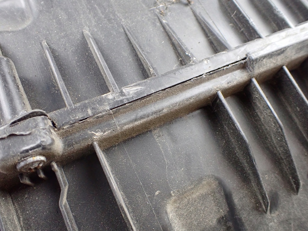 фото №8, Корпус фільтра повітря citroen ds5 hybrid europa 9657982380 9653388980