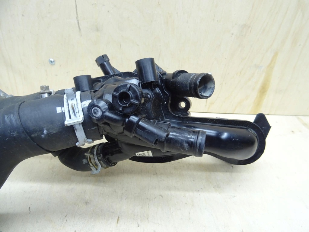 фото №1, Citroen ds3 1.6 thp корпус термостата 9810916980