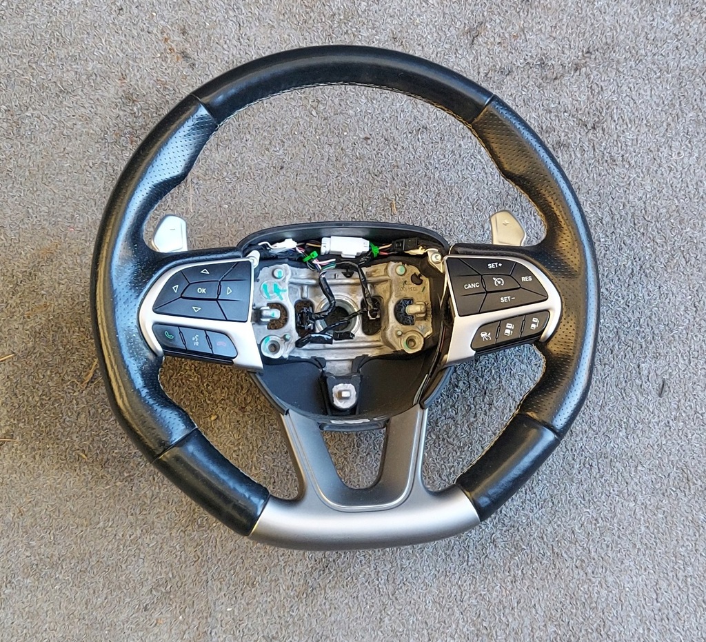 фото №1, Jeep grand cherokee wk2 srt повітропровід