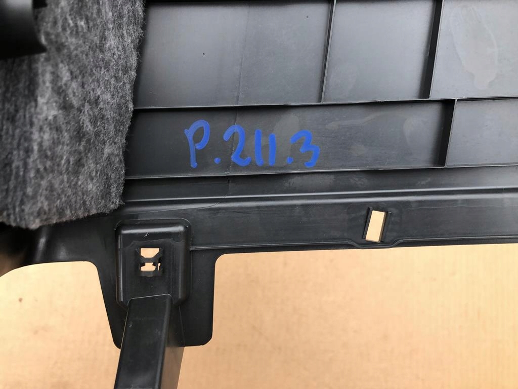 Купить Обшивка блок двигателя средний левый dół audi e-tron 50