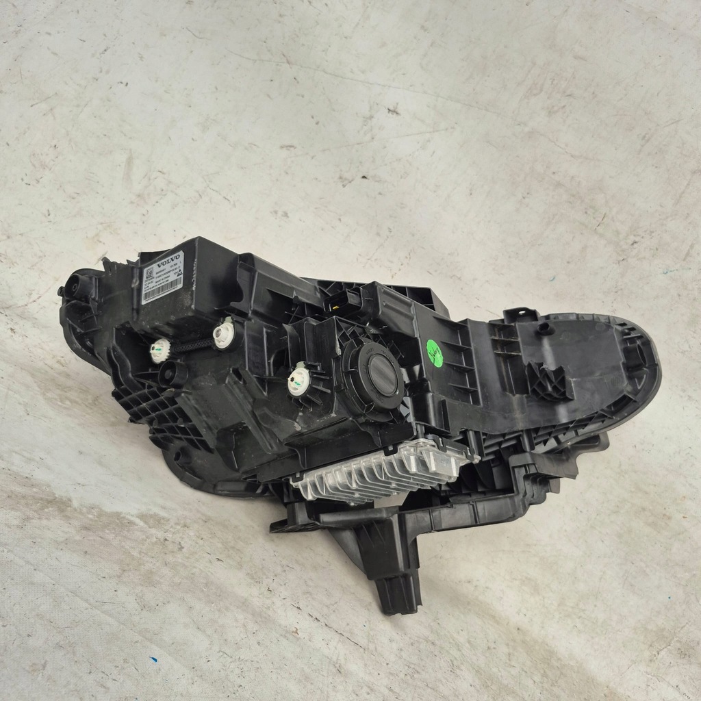 фото №9, Volvo ex30 ex-30 23- лампа ліва перед передня full led 80000401