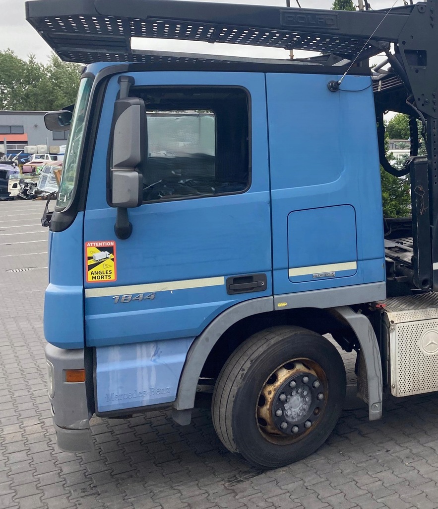 фото №1, Комплектная кабина sypialniana mercedes actros mp2 mp3