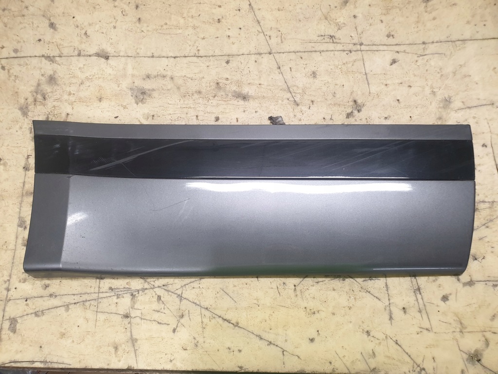 фото №1, Land rover velar оригинальный номер j8a2-274a48 молдинг дверь задних правых