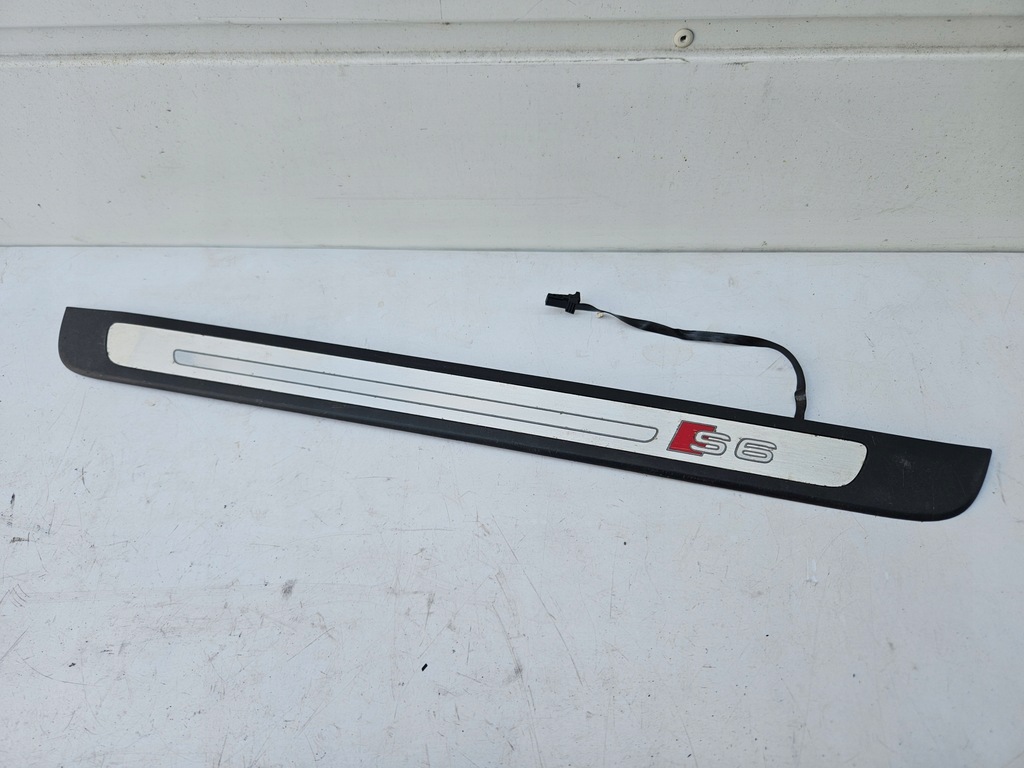 фото №1, Молдинг накладка na порог порог подсвеченная audi s6 c7 4g левый перед